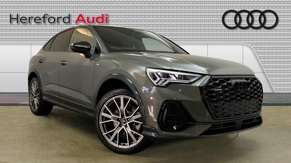 Audi Q3 40 TFSI Quattro Black Ed 5dr S Tronic [Tech Pack] Petrol Estate